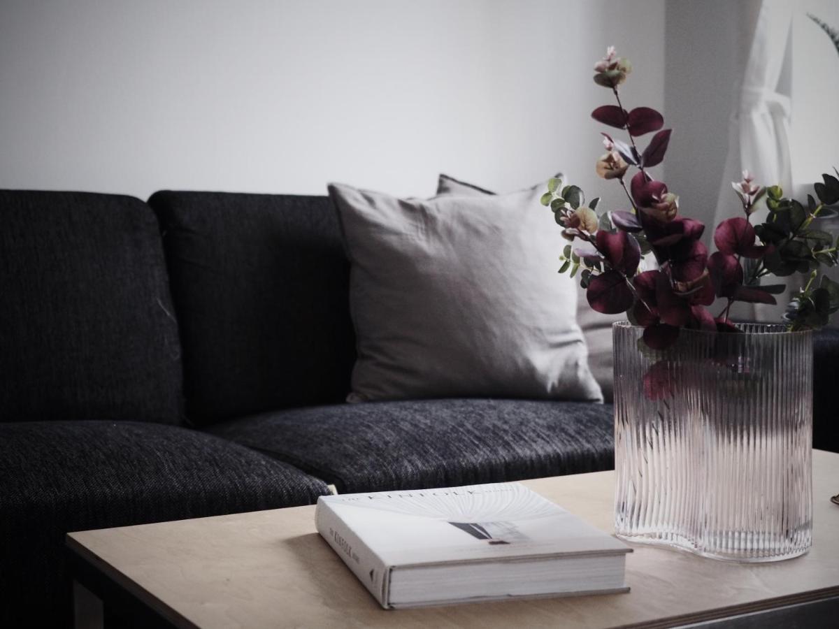 "Hatanpaeae" - Renovated 1Br Apartment In Historical Building & Central Location Tampere Bagian luar foto